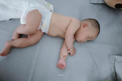 咸阳宝宝口水多怎么回事